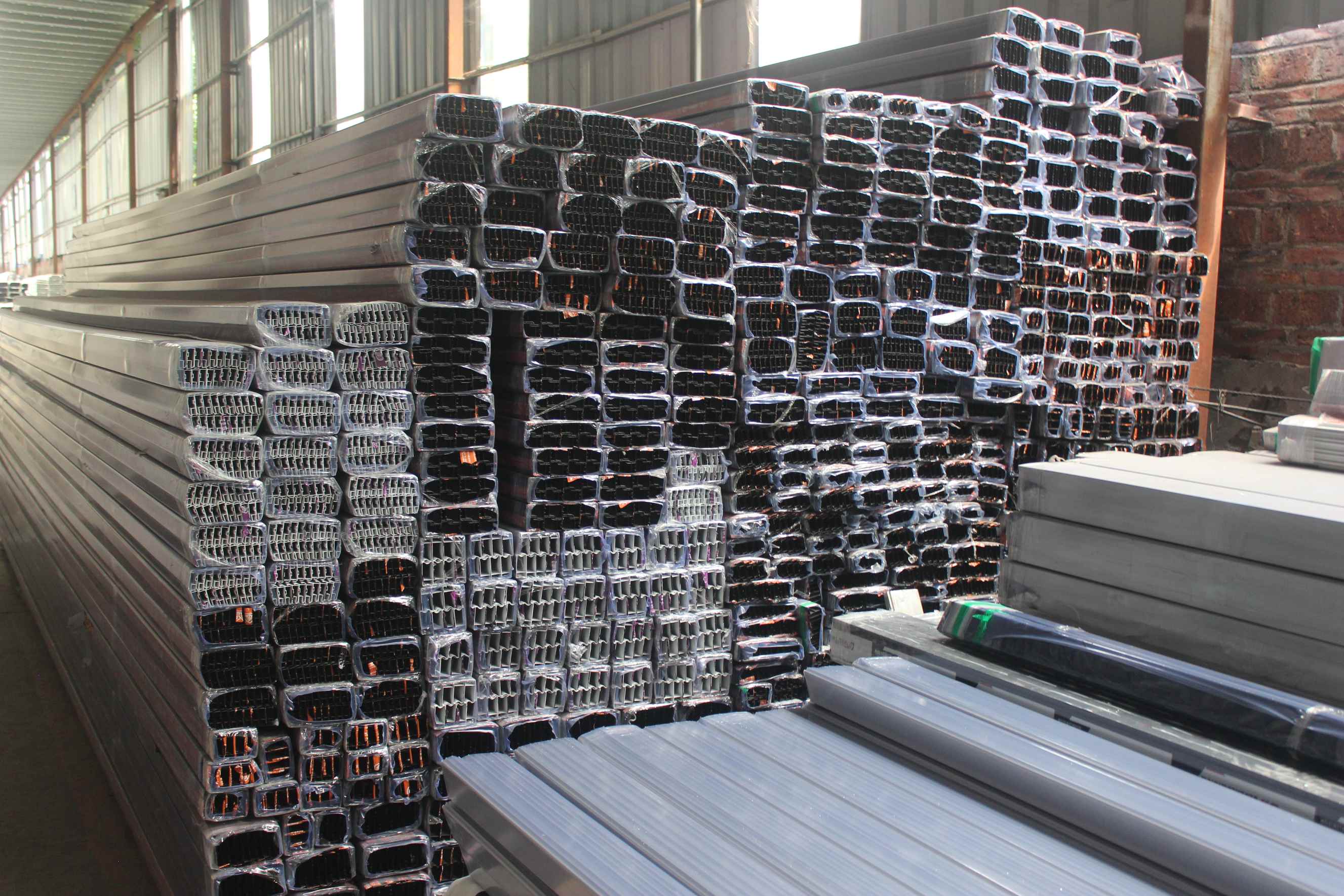 industrial aluminium extrusion supplier